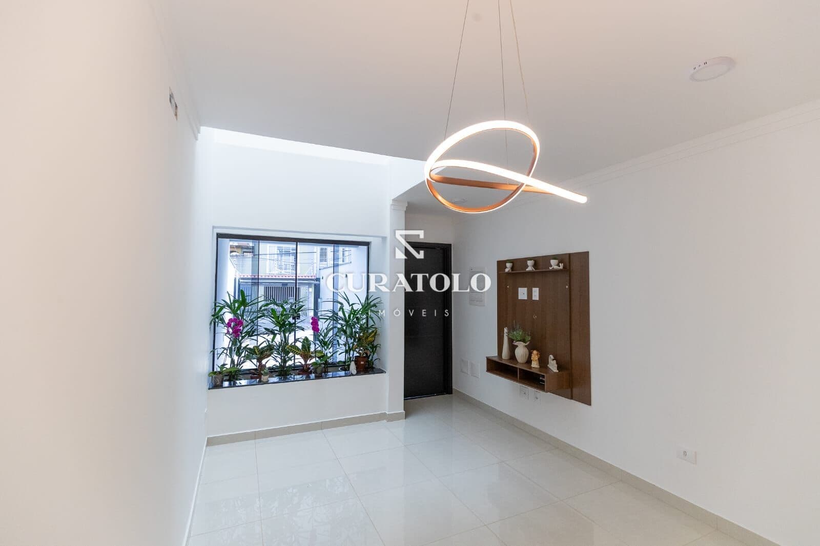 Casa/sobrado à venda com 140 m², 3 suítes, 2 vagas e espaço gourmet, na Vila Isolina Mazzei, São Paulo.