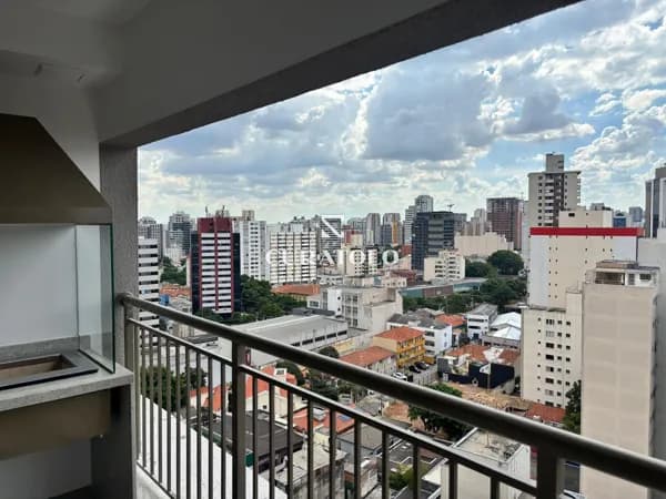 Apartamento à venda, de 2 quartos, varanda gourmet e 1 vaga na Vila Mariana