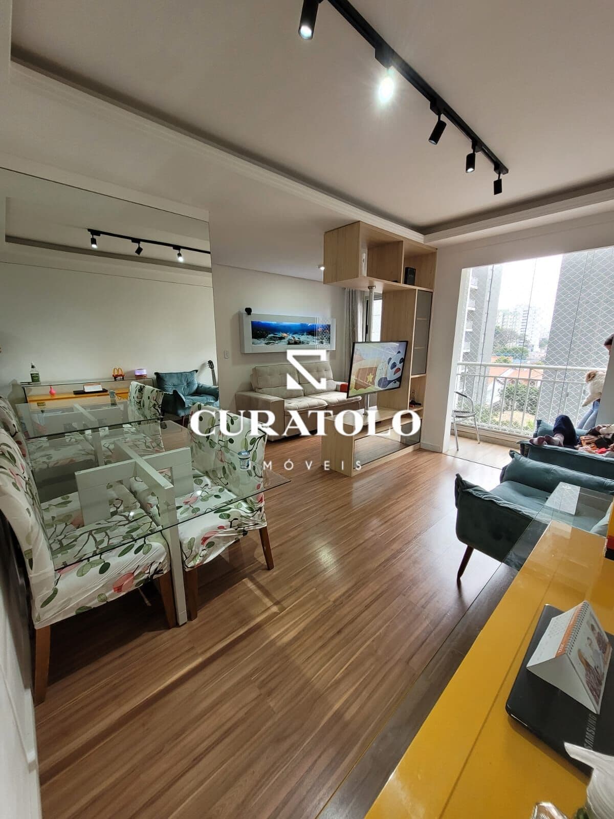 EXCELENTE APARTAMENTO PLANEJADO COM 3 DORMS E VARANDA NA VILA CARRÃO - SP