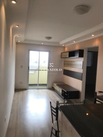 Conforto e comodidade na Vila Guilhermina: Apartamento com 2 Dorms, Varanda e 1 Vaga – A 8 minutos a pé do Metrô Guilhermina