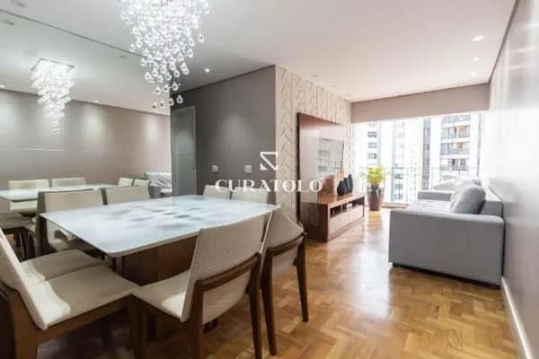 Apartamento à venda com 80 m², 3 quartos, varanda e vaga, Santa Teresinha, São Paulo.