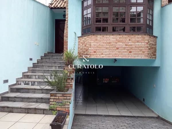 Casa/sobrado à venda com 220 m², 3 quartos, terraço gourmet e 4 vagas, Vila Andrade, São Paulo.