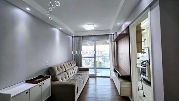 Apartamento à venda de 2 quartos e 2 vagas na Vila Matilde