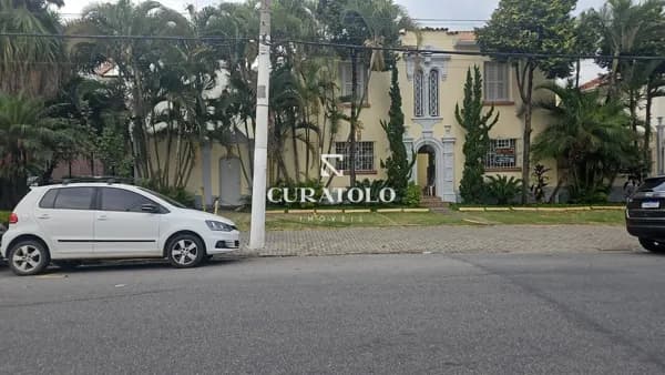 Investimento Inteligente: Casa comercial com 9 salas, 6 banheiros e 7 vagas no nobre bairro do Jardim Paulista