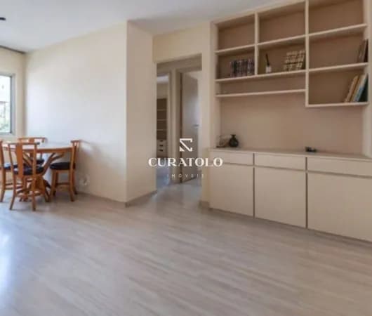 Apartamento à venda com 52 m², 2 quartos e vaga, Saúde, São Paulo.