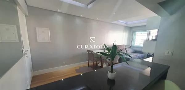 Apartamento à venda com 64 m², 2 quartos e vaga, Vila Olímpia, São Paulo.