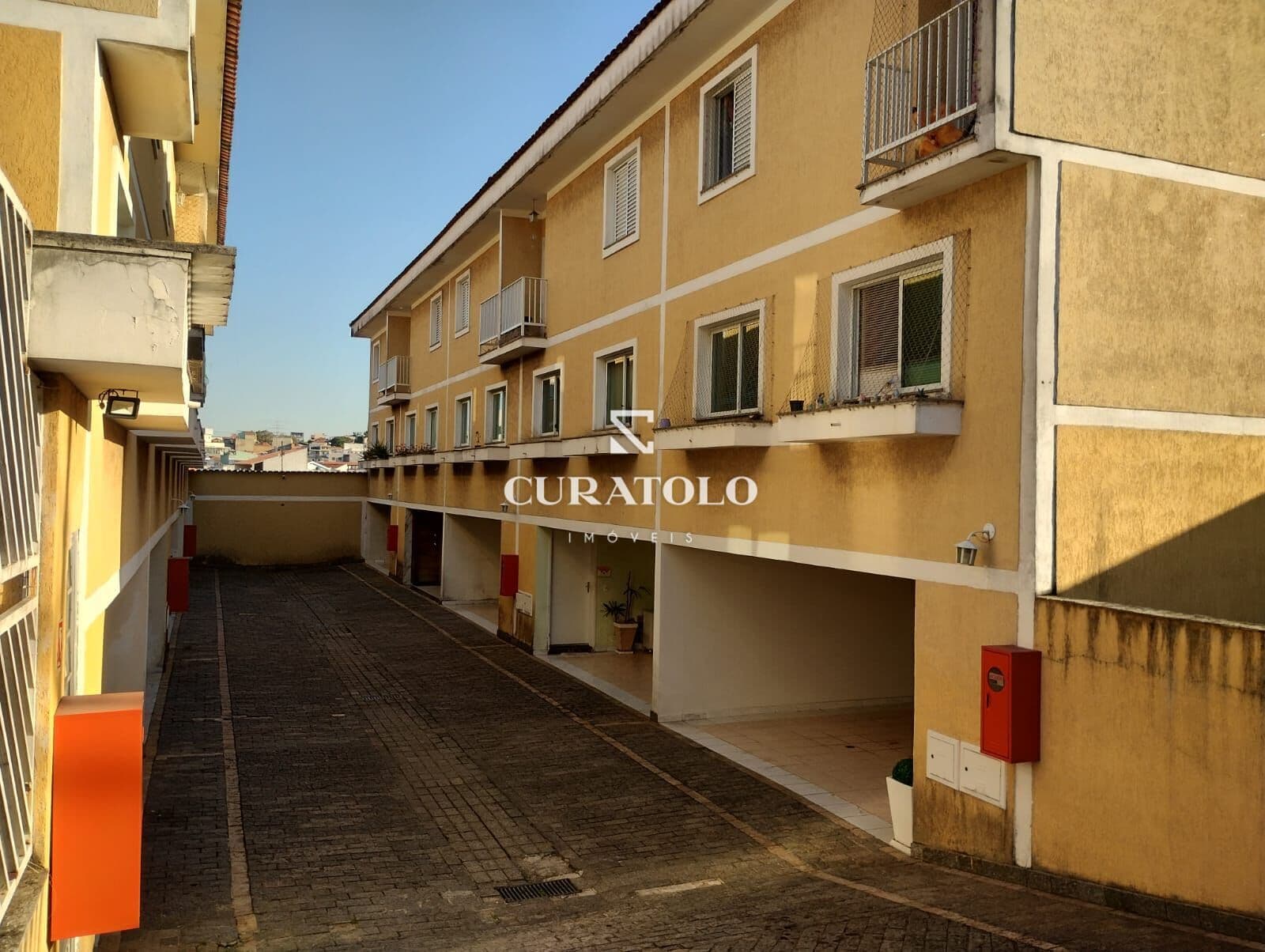 Casa em condomínio à venda na Chácara Belenzinho com 3 quartos e 2 vagas