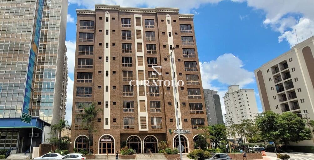 Sala Comercial com 91m², 2 vagas cobertas, à venda na Vila Bastos, Santo André.
