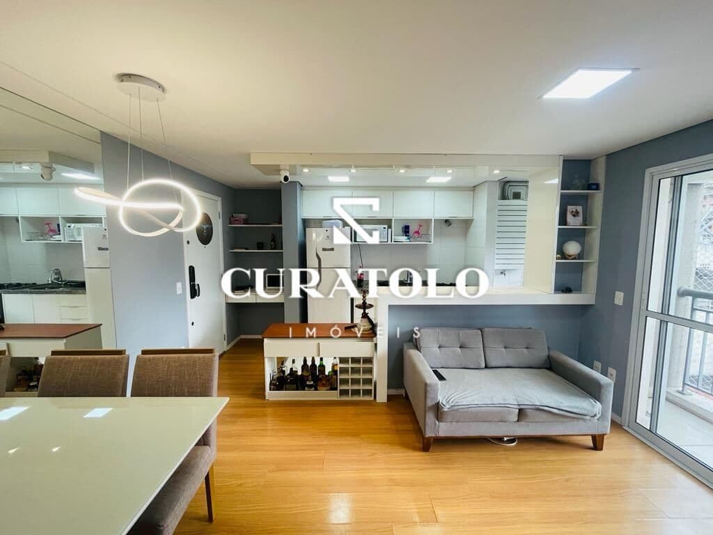 LINDO APARTAMENTO COM 2 DORMS E VARANDA NA LIBERDADE - SP