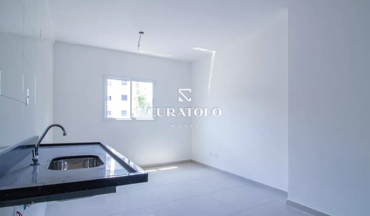 Apartamento à venda com 52 m², 2 quartos e vaga, Vila Gerty, São Caetano do Sul.