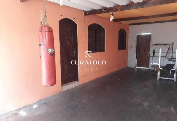 Venha conhecer a casa ideal na Vila Regente Feijó, ao lado da Av. Salim Farah Maluf- Casa Ampla com 3 Dorms e 3 Vagas