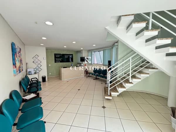 Casa/sobrado comercial à venda com 420 m², 6 salas e 2 vagas, Tatuapé, São Paulo.