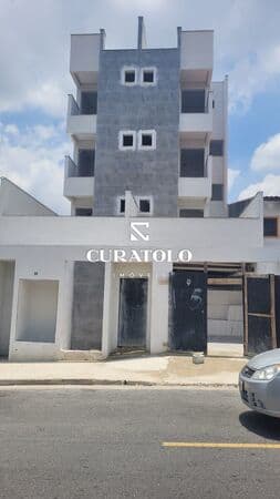 Apartamento com 2 dormitórios, 1 suíte, varanda e vaga coberta - Pq. das Nações, Santo André