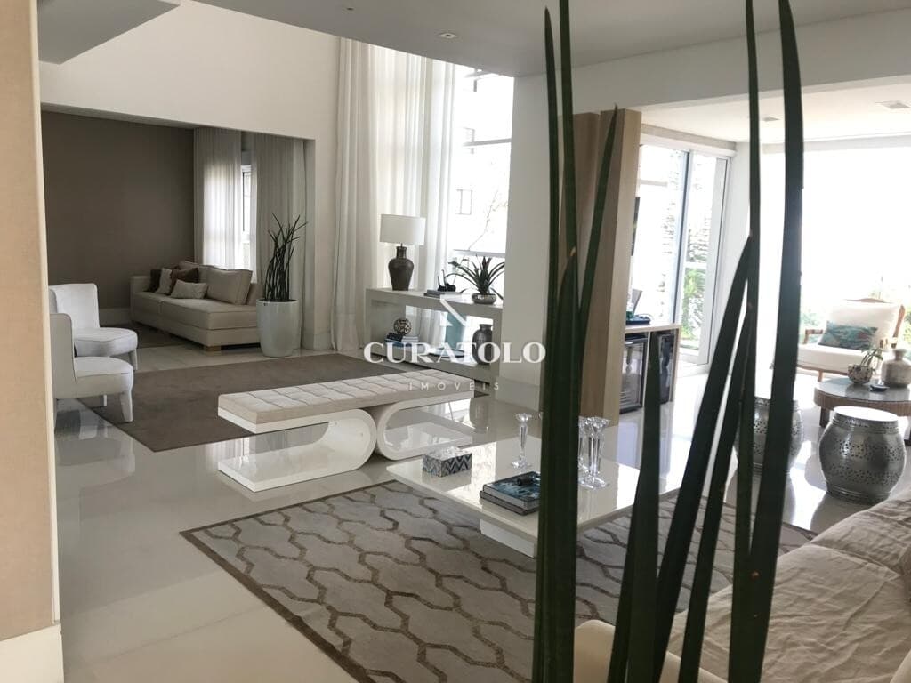 More bem na Vila Mariana, entre o Parque da Aclimação e Metrô Paraíso, lindo apartamento pronto com 236m², 3 Quartos, varanda, 4 vagas livres e lazer completo