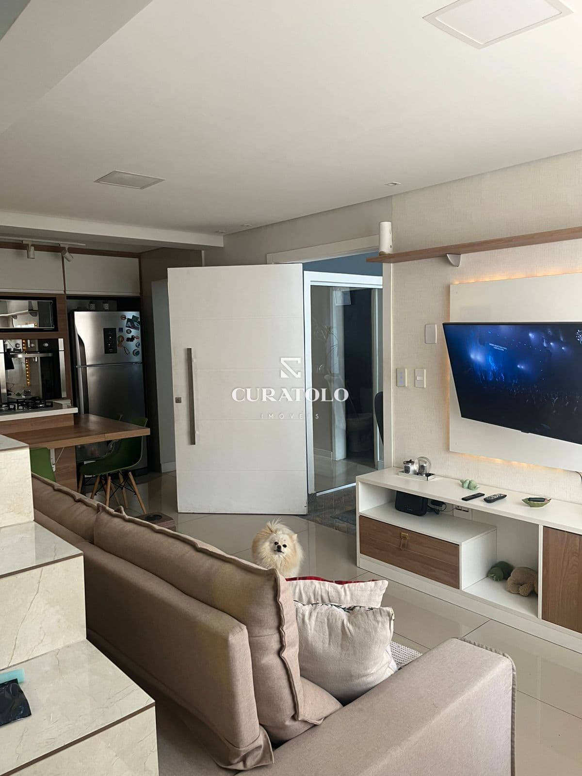 Casa à venda em condomínio com 80 m², 2 quartos, vaga e varanda, no Jardim Lisboa, São Paulo.
