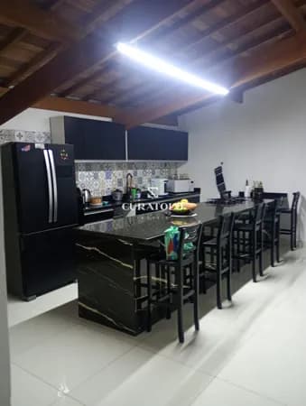 Casa sobrado à venda com 280 m², 3 quartos e 2 vagas no Jardim Aricanduva, São Paulo