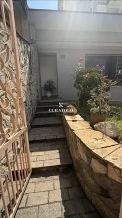Casa/sobrado à venda com 186 m², 3 quartos e 4 vagas no Vila São Pedro, Santo André.