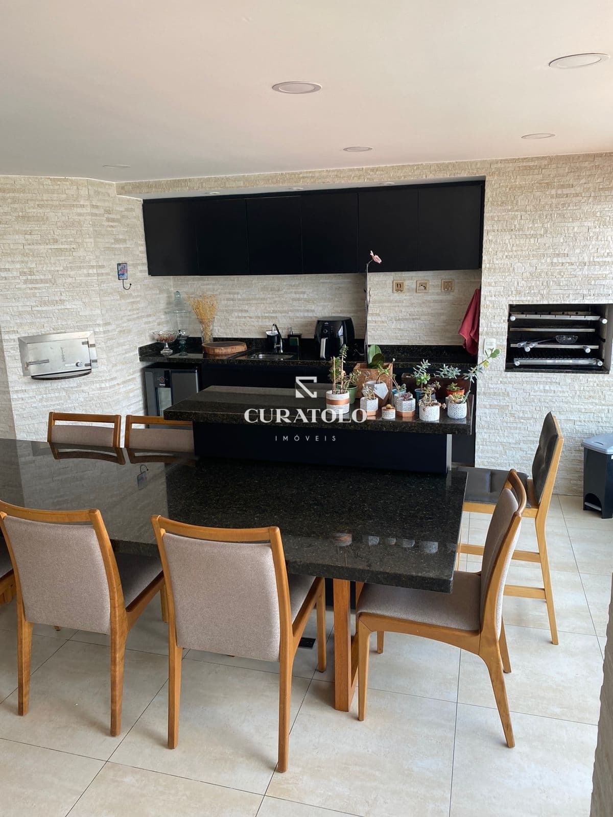 Viva bem em Santana, a 5 minutos do Metrô Santana: Apartamento pronto de 250 m2 com 3 Suítes, 4 vagas livres, varanda gourmet e lazer completo