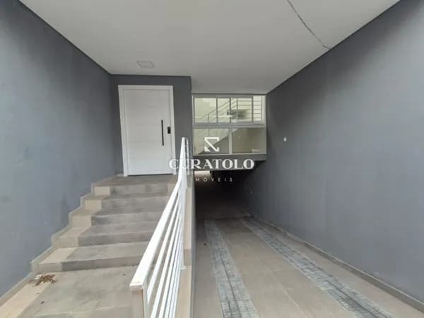 Casa/ sobrado novo à venda com 279 m², 3 suítes, varanda e 5 vagas, Santa Maria, São Caetano do Sul.