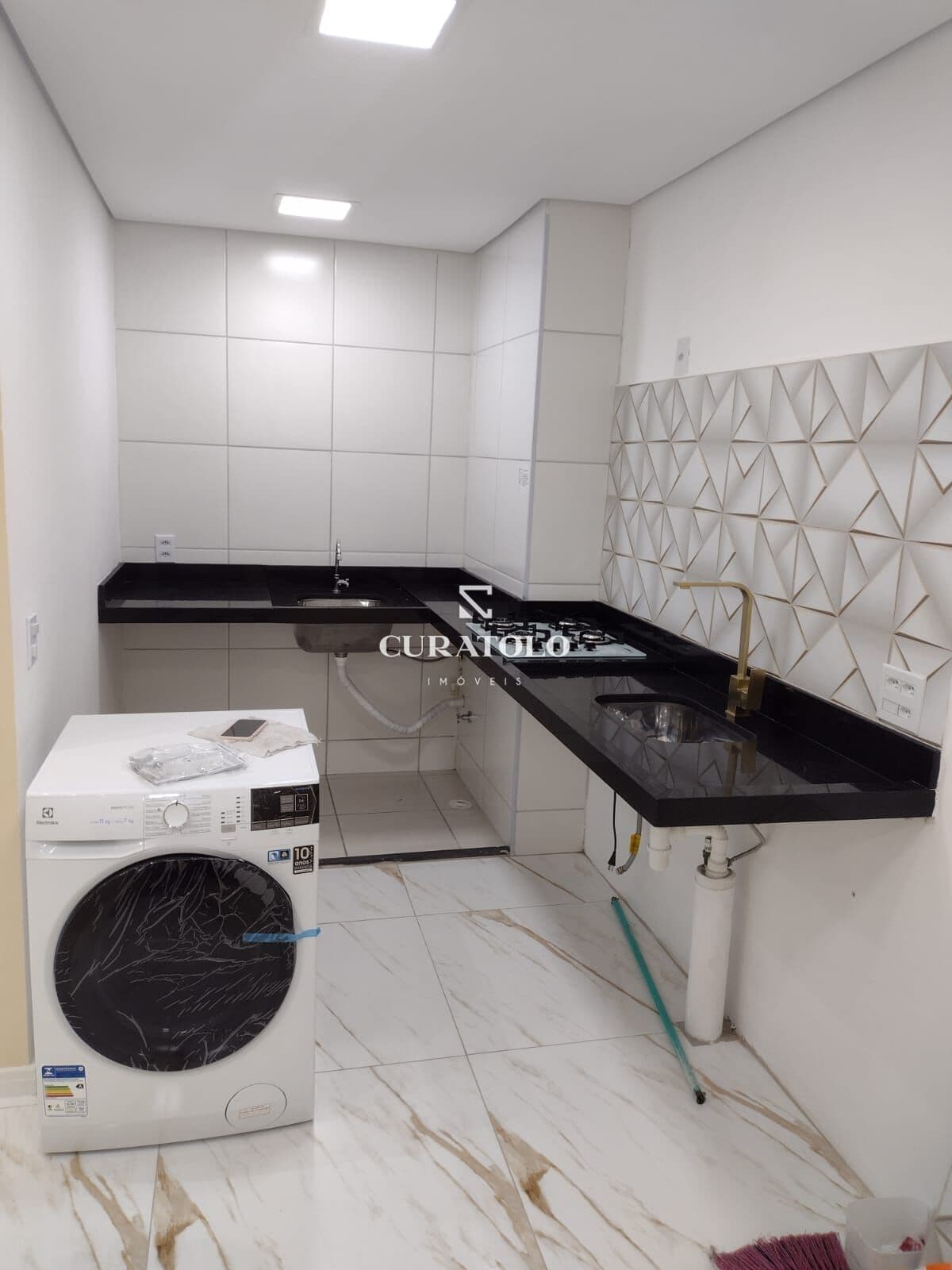 Oportunidade para seu novo lar em São Miguel! Apartamento com 37 m², ótima localização e pronto para morar!