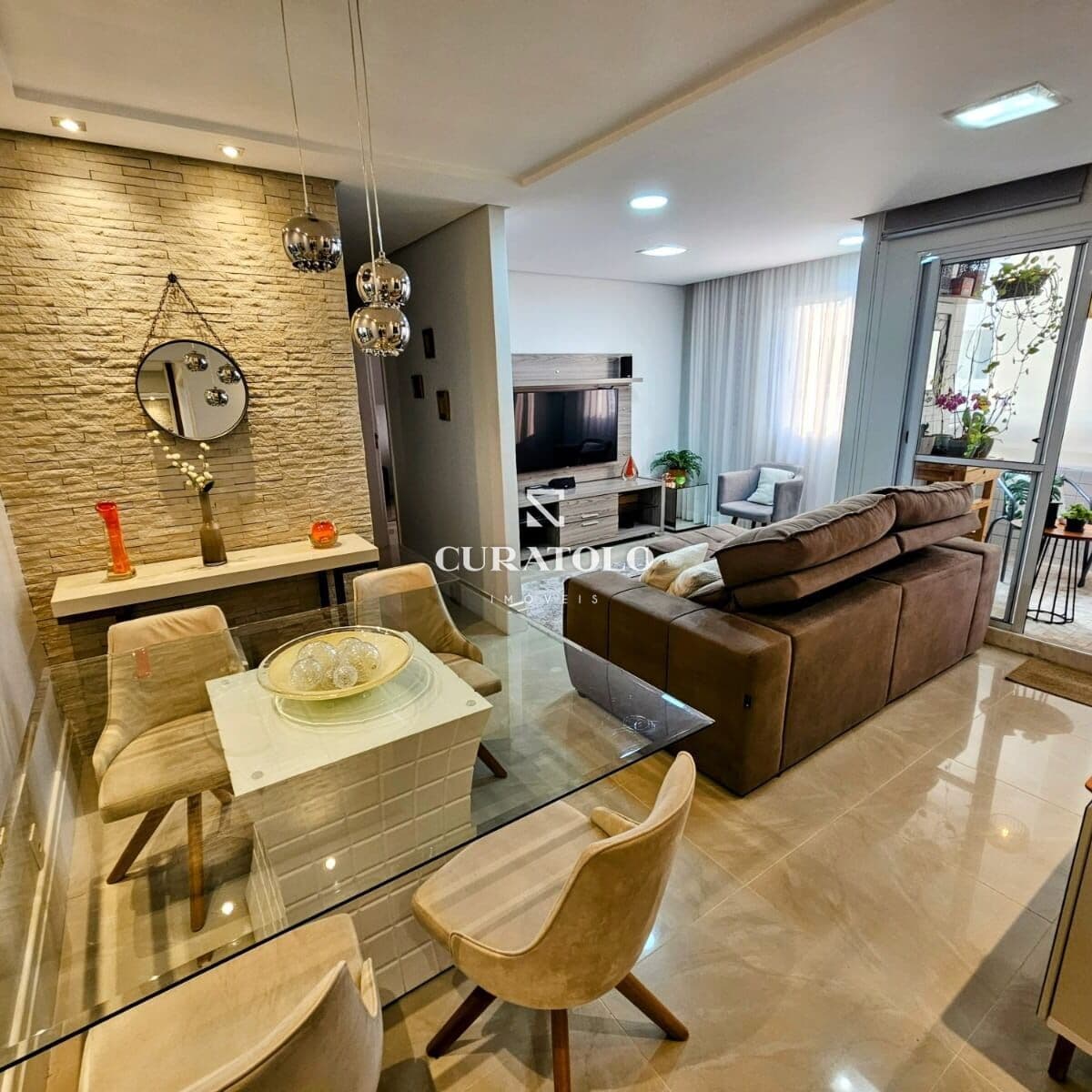 Sua nova vida na Mooca, ao lado da Estação Mooca: apartamento mobiliado de 73 m² com 2 quartos, varanda gourmet e vaga coberta