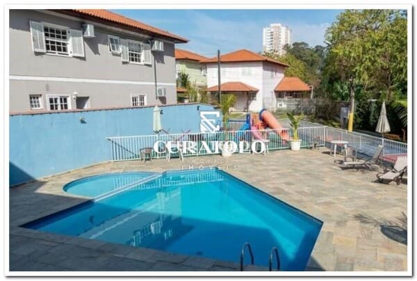 PRONTO PARA MORAR CASA EM CONDOMIÍNIO FECHADO COM 4 DORMITÓRIOS 1 SUÍTE E 2 VAGAS DE GARAGEM - TABOÃO / SBC