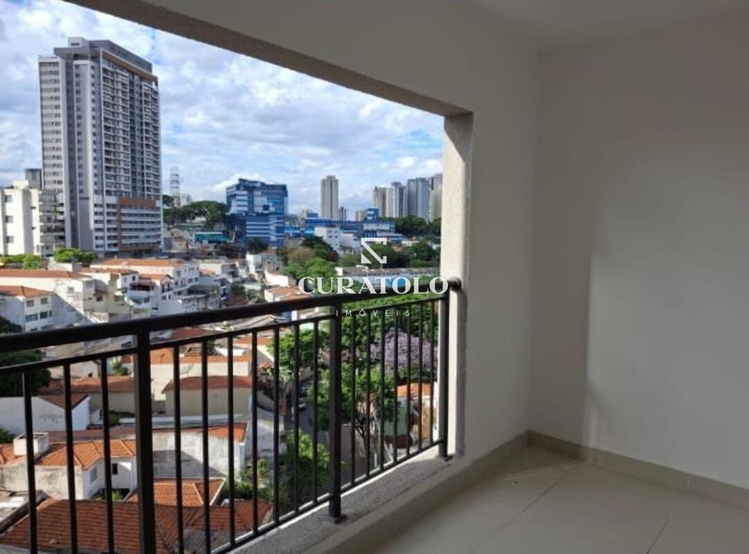Apartamento à venda com 74 m², 2 quartos, varanda e vaga no Parque da Mooca, São Paulo.