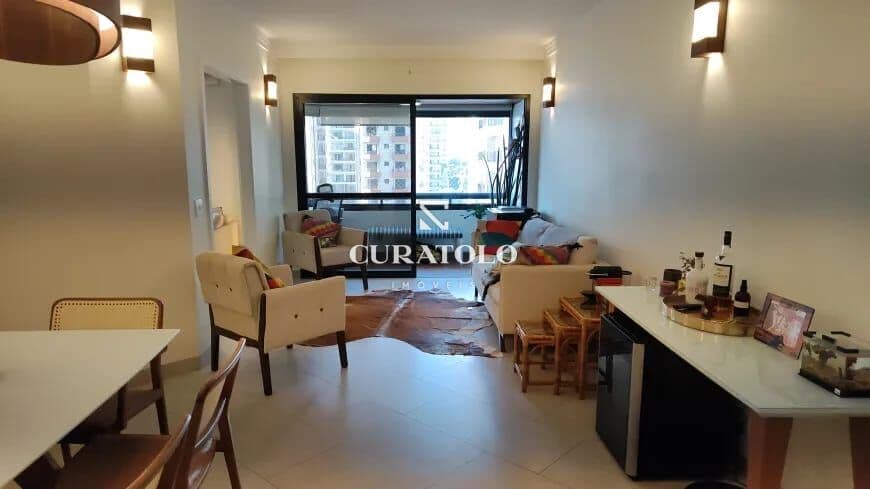 Seu novo lar no bairro nobre de Pompeia, amplo apartamento com 101m², 3 quartos, varanda, 2 vagas e lazer completo ao lado do Allianz Parque