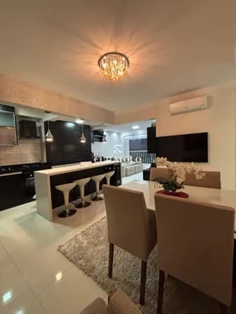 Apartamento à venda com 58 m², 2 quartos, varanda e 1 vaga na Vila Rio Branco, São Paulo.