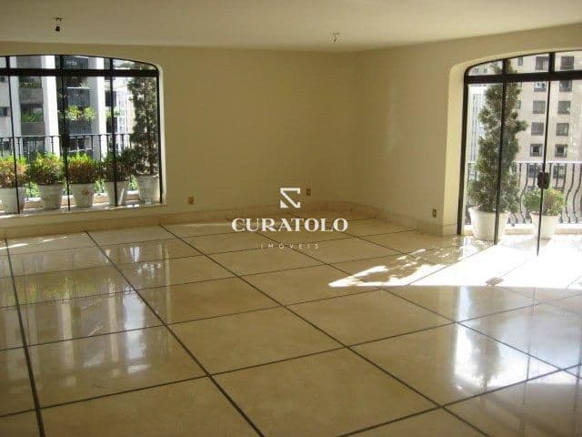 Sua Nova Vida de Alto Padrão na Jardim Paulista, ao lado do Metrô Consolação: apartamento de 469 m² com 4 Quartos e 4 Vagas Espera por Você!