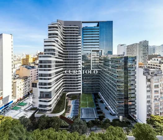 Conquiste Sua Independência: Apartamento Studio pronto na República, na frente do Metrô, perfeito para moradia ou investimento com 1 quarto e varanda
