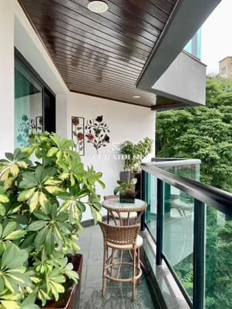 Sua nova vida na Vila Monumento, ao lado do Parque da Independência: amplo apartamento mobiliado de 200 m² com 4 Quartos, 4 vagas e varanda