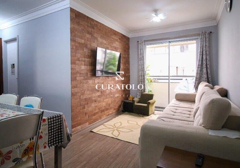 Apartamento à venda com 59 m², 3 quartos, vaga e varanda na Vila Bela, São Paulo.