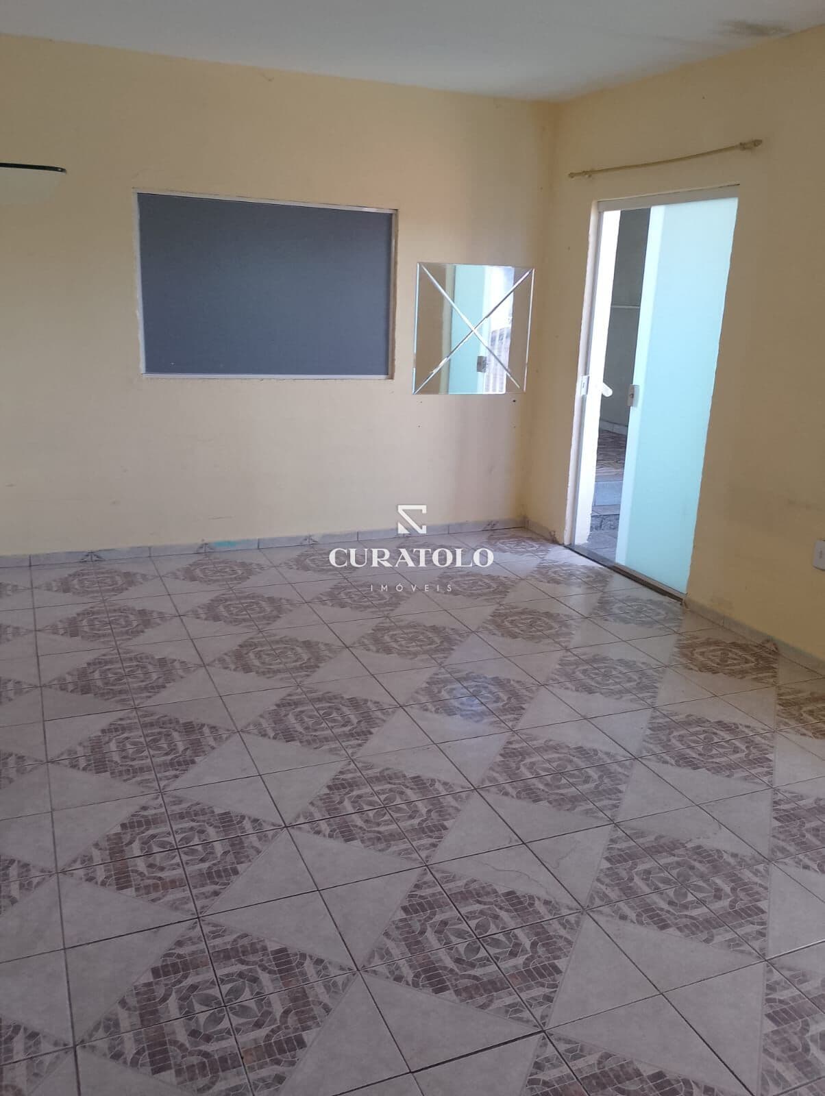 Casa à venda no bairro da Vila Marieta, com 3 quartos
