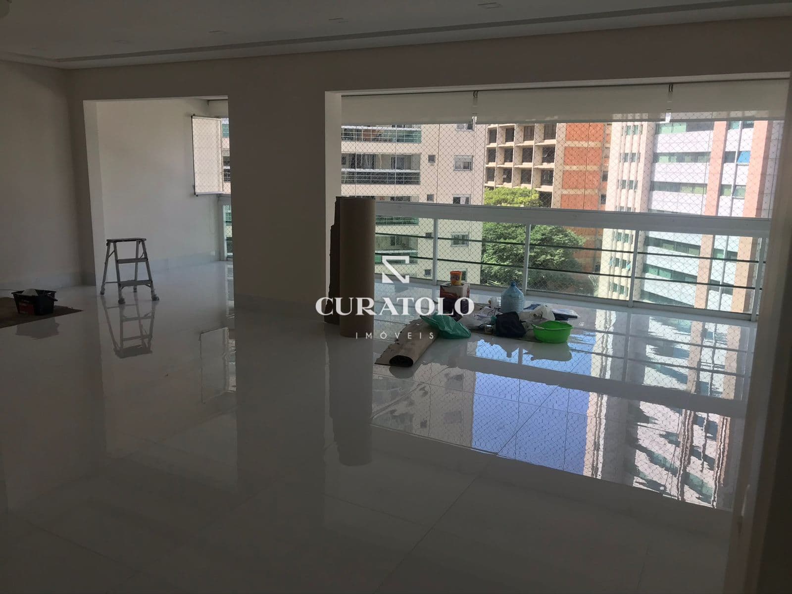 Apartamento à venda, de 3 quartos e 2 vagas na Vila Olímpia, São Paulo