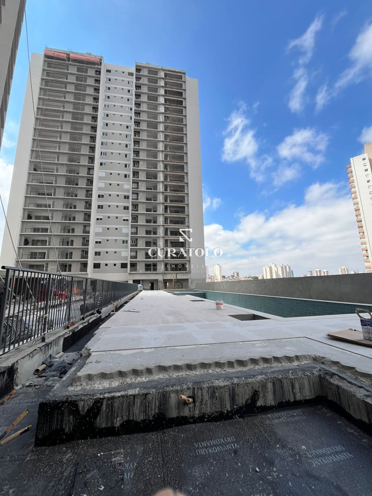 Apartamento em obras na Mooca, com 2 quartos e 1 vaga