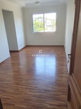 Apartamento à venda, com 3 quartos e 1 vaga no Moinho Velho (Freguesia do Ó)