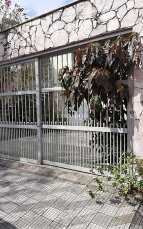 Venha conhecer a casa ideal na Vila Formosa, ao lado do Mercado Municipal - Casa Ampla com 3 Dorms e 4 Vagas