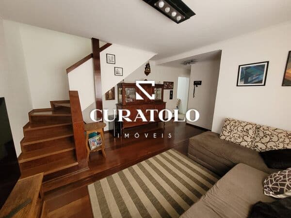 LINDA CASA NA VILA SCARPELLI COM ÁREA GOURMET E 3 DORMS - SANTO ANDRÉ SP