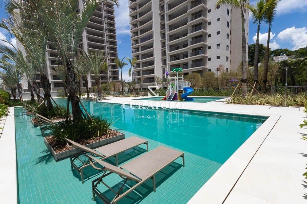 Apartamento à venda com 155 m², 3 suítes, varanda e 2 vagas no Tucuruvi, São Paulo.