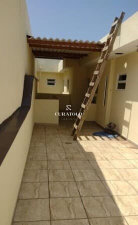 Venha conhecer a casa ideal no Jardim Etelvina, ao lado da Av. Nordestina - Sobrado com 2 Dorms, 2 Vagas e Quintal