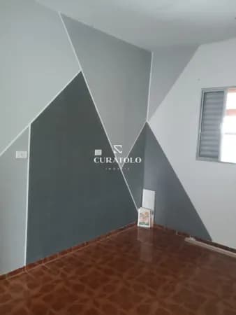 Sua nova casa está aqui, na Vila Apiaí, em Santo André: Sobrado com ótimos 175 m², 3 quartos, 3 banheiros e 2 vagas - Possui quintal e edícula