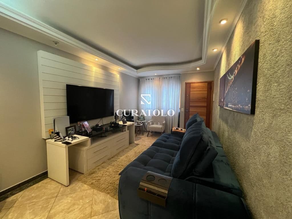 Sua nova casa está aqui, no Jd Nossa Senhora do Carmo, ao lado do Parque do Carmo: com 220 m², 3 quartos, 4 Vagas e quintal com churrasqueira