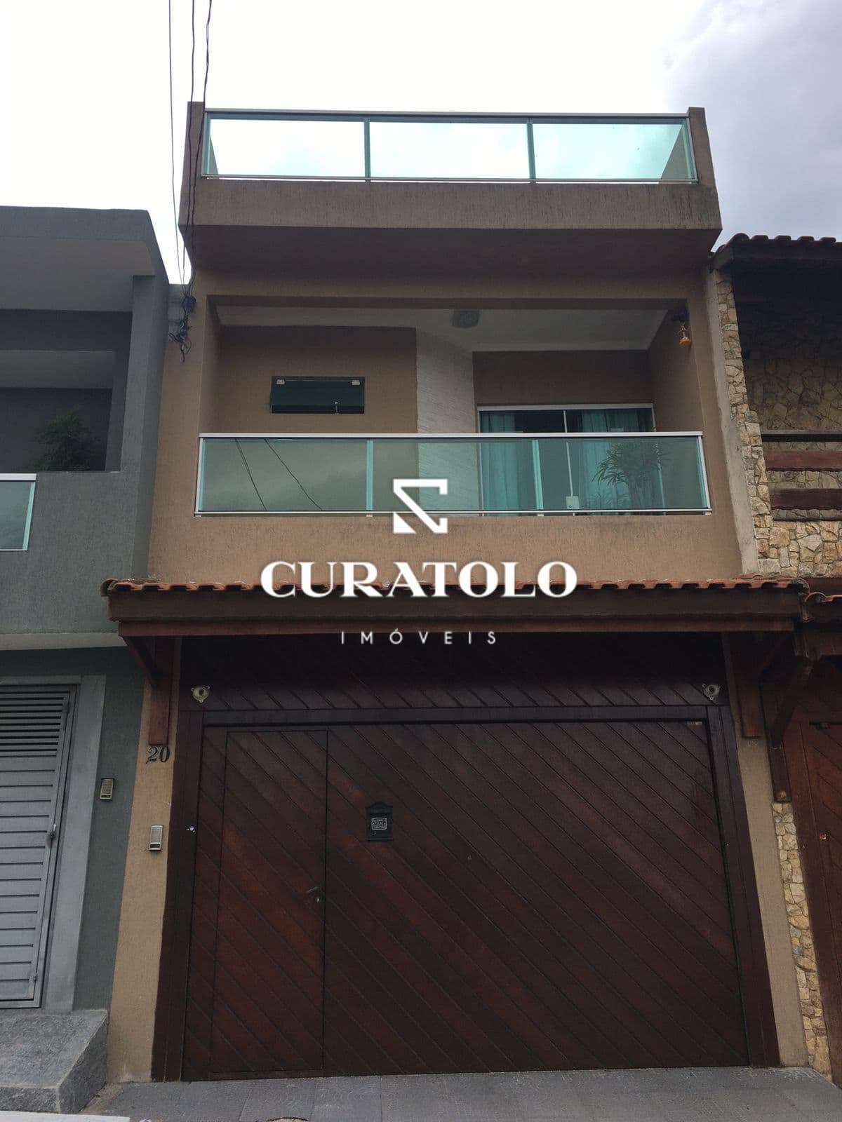 EXCELENTE CASA SOBRADO 3 DORMS 2 VAGAS MOBILIADO JD SANTA ADÉLIA PRÓX. A ESTAÇÃO SONIA MARIA