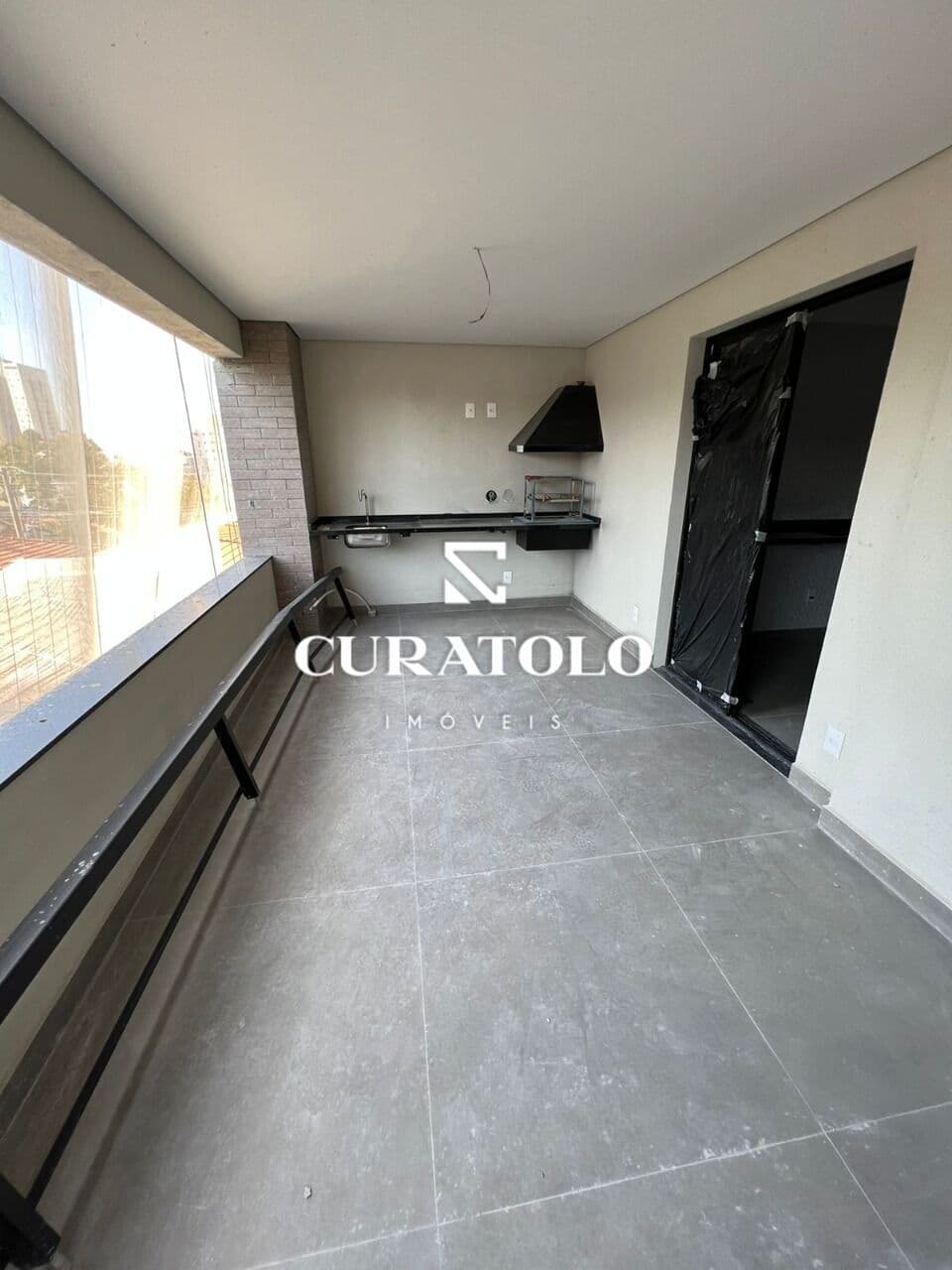 EXCELENTE E AMPLO APARTAMENTO DE ALTO PADRÃO NO CAMPESTRE PARA VIVER COM LUXO E CONFORTO NA MELHOR LOCALIZAÇÃO DE SANTO ANDRE