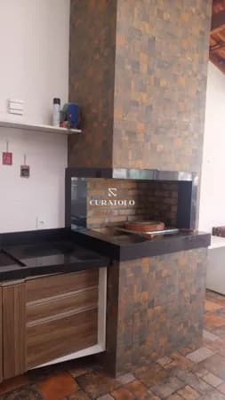Cobertura à venda com 195 m², 2 quartos, churrasqueira e 3 vagas cobertas, Vila Scarpelli, Santo André.