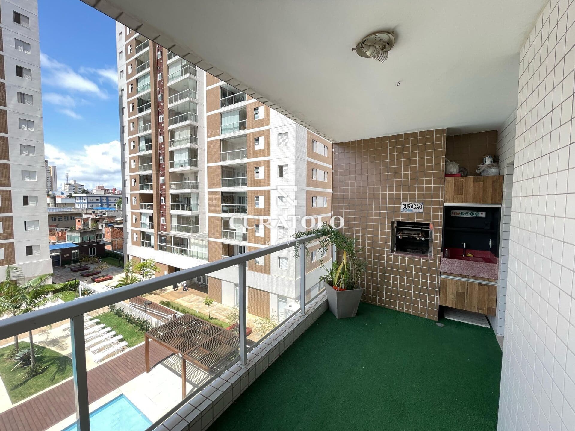 Apartamento à venda, de 3 quartos, varanda gourmet e 2 vagas no Baeta Neves de São Bernardo