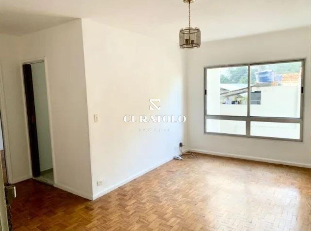 More bem no Cambuci, amplo apartamento de 65 m2, com 1 quarto ao lado do Parque da Aclimação excelente para moradia ou investimento