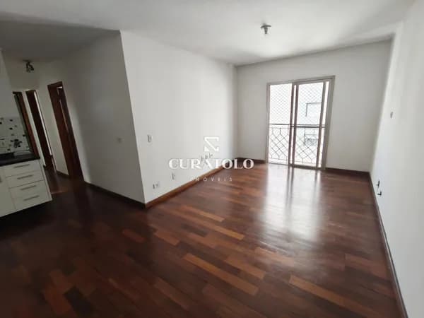 Apartamento à venda com 60 m², 2 quartos e vaga, Oswaldo Cruz, São Caetano do Sul.