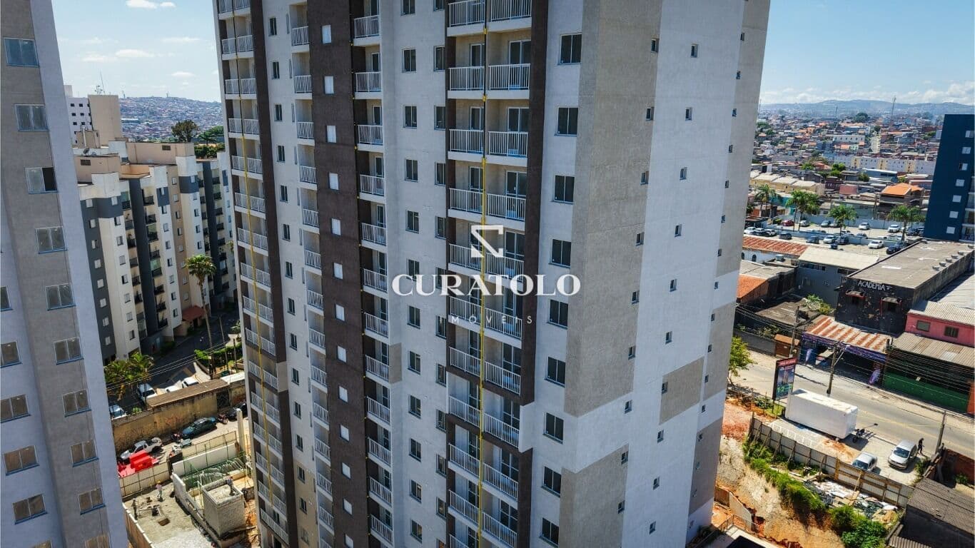 Apartamento novo à venda com 32 m², 2 quartos, varanda em Itaquera, São Paulo.